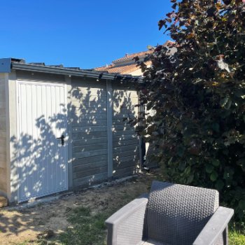Abri de jardin en béton aspect bois 1 pente
